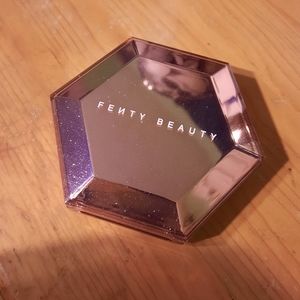 Fenty Beauty Diamond Bomb